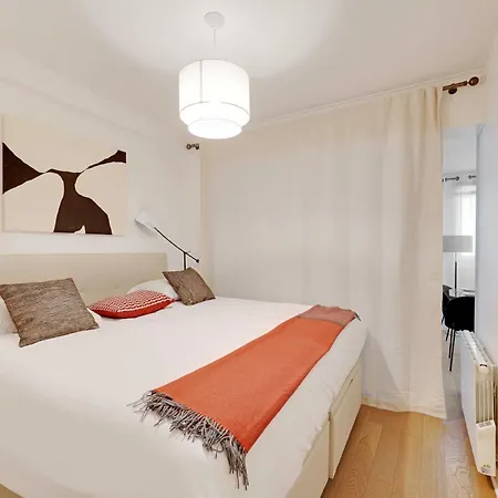 Beautiful 2br 6p - Eiffel Tower *