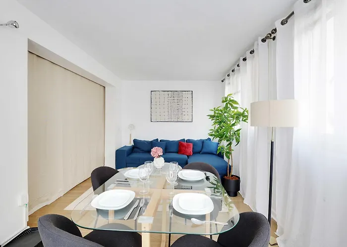 Daire Beautiful 2br 6p - Eiffel Tower *