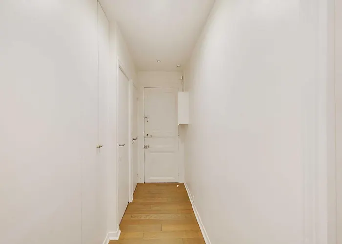 Daire Beautiful 2br 6p - Eiffel Tower