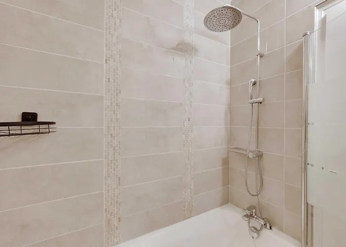 Beautiful 2br 6p - Eiffel Tower Paris